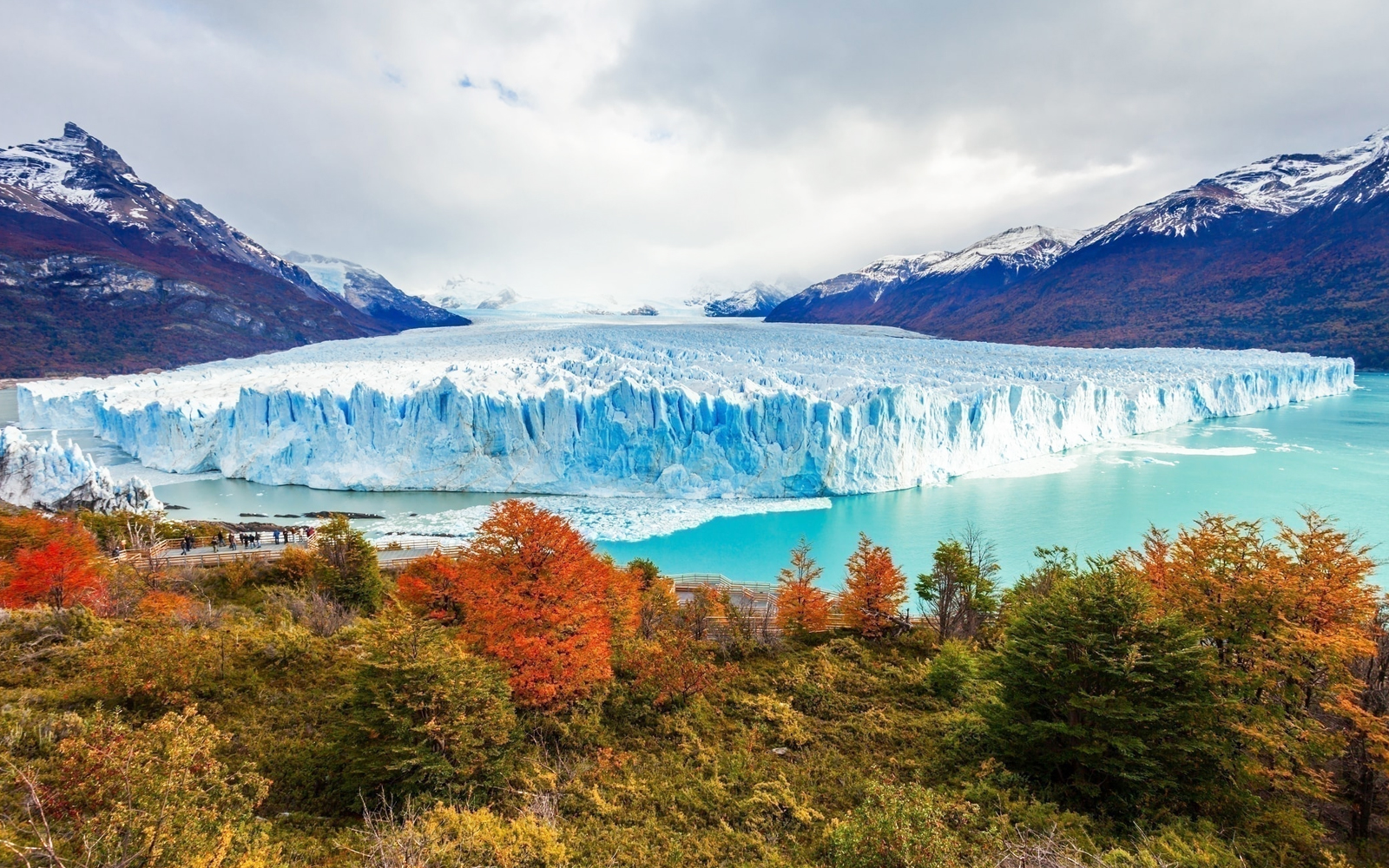 https://cultureandlanguagecenter.com/wp-content/uploads/2024/09/atractivo-glaciar-perito-moreno-1.jpg
